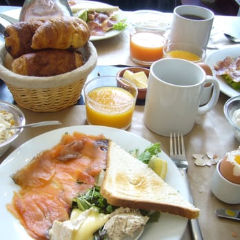 L'esprit d'Atelier - Brunch avec assiette de saumon fumé. - Bistros Near Me - Versailles, 78 L'esprit d'Atelier - Brunch avec assiette de saumon fumé. - Bistros Near Me - Versailles, 78