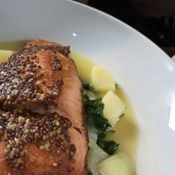 matchbox - Salmon - New American Near Me - Ashburn, Virginia