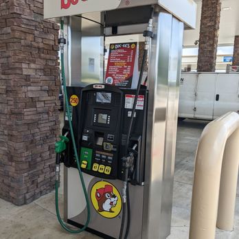 Buc-ee’s - Gas pump at Buc-ee's, Fort Valley - Gas Stations Near Me - Fort Valley, Georgia