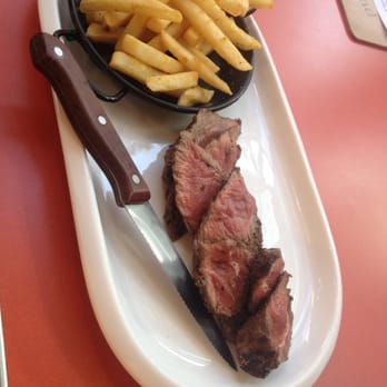 Mile End Hotel - Flat iron steak with chips - Hotels Near Me - Mile End, SA Mile End Hotel - Flat iron steak with chips - Hotels Near Me - Mile End, SA