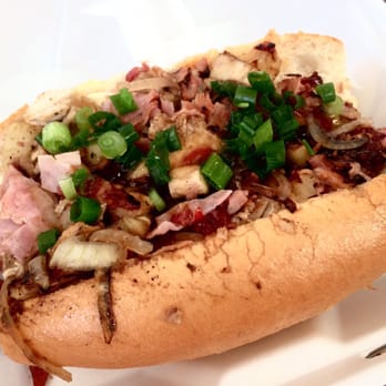 Grillaz Gone Wild - Flying pig - Cheesesteaks Near Me