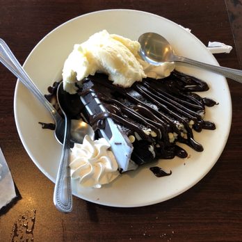 Fish Camp On Lake Eustis - Chocolate Lava Cake - Seafood Near Me - Tavares, Florida Fish Camp On Lake Eustis - Chocolate Lava Cake - Seafood Near Me - Tavares, Florida
