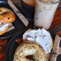 Vegan bagels with vegan cream cheese. Hot mocha and an iced chai