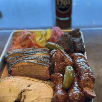1701 BBQ - Brisket, turkey and jalapeño sausage -- the pickled veggies are to die for! - Barbeque Near Me - Beaumont, Texas 1701 BBQ - Brisket, turkey and jalapeño sausage -- the pickled veggies are to die for! - Barbeque Near Me - Beaumont, Texas