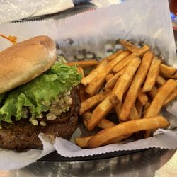 Bargos Grill & Tap - Black & Blue burger with fries