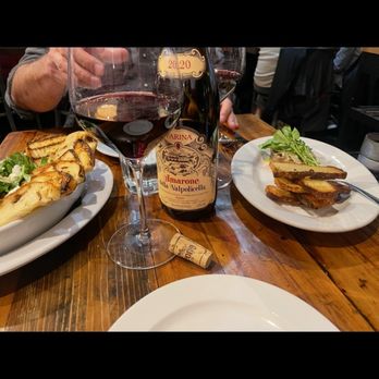 Hungry Goat Scratch Kitchen & Wine Bar - Wine Bars Near Me - Morrison, Colorado Hungry Goat Scratch Kitchen & Wine Bar - Wine Bars Near Me - Morrison, Colorado
