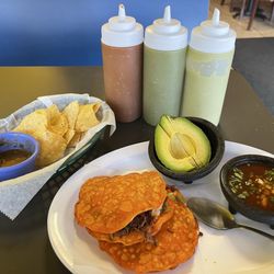 El Chaparro Mexican Food - Quesabirria