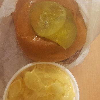 Pit Boss BBQ - Brisket sandwich & mac and cheese - Barbeque Near Me - Hapeville, Georgia