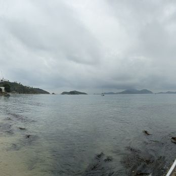 淺水灣 - People don't swim on this side of the beach - Beaches Near Me - Hong Kong, HK