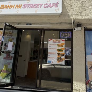 Banh Mi Paradise - Keeaumoku location. Drinks and Banh Mi - Vietnamese Near Me - Honolulu, Hawaii Banh Mi Paradise - Keeaumoku location. Drinks and Banh Mi - Vietnamese Near Me - Honolulu, Hawaii