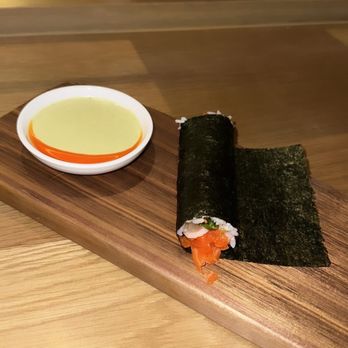 Uchibā Austin - Spicy tuna temaki - Cocktail Bars Near Me - Austin, Texas