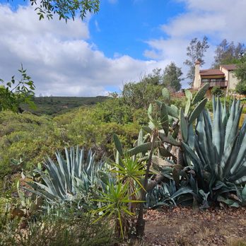 San Diego Country Estates - Beautiful landscaping. - Hotels Near Me - Ramona, California San Diego Country Estates - Beautiful landscaping. - Hotels Near Me - Ramona, California