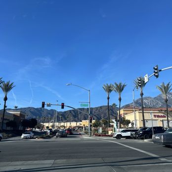 Colonies Crossroads - 1/5/25 Today is good day, so clear I can see the Foothills - Shopping Centers Near Me - Upland, California Colonies Crossroads - 1/5/25 Today is good day, so clear I can see the Foothills - Shopping Centers Near Me - Upland, California