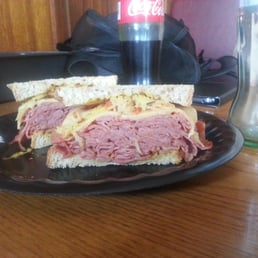 Massive amounts of smoked meat makes for a happy reviewer :) Massive amounts of smoked meat makes for a happy reviewer :)