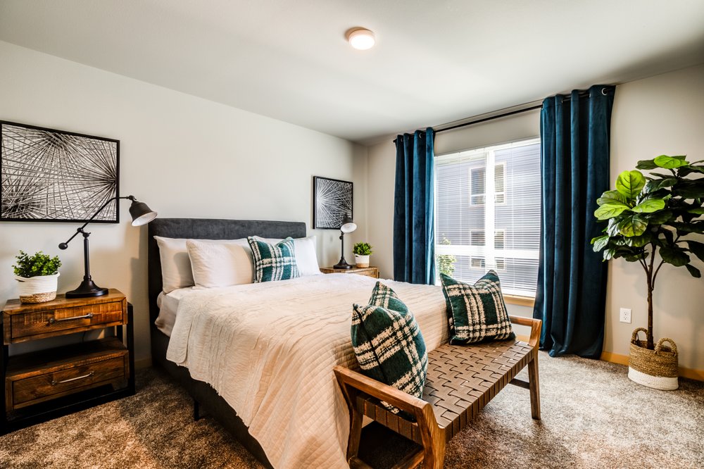 PANORAMA APARTMENTS Updated May 2024 31 Photos 9624 Frontier Ave