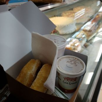 Panaderia Cafe's Valle Tolima - [Photo: latinabroad.com] ¡Donas y café riquísimos! Delicious coffee and donuts! - Bakeries Near Me - Caguas, Puerto Rico