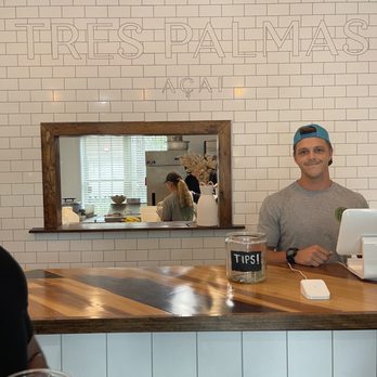 Tres Palmas Açaí - The rude ass owner who thought it would be cute/funny to smile while I took his picture - Acai Bowls Near Me - Mount Pleasant, South Carolina