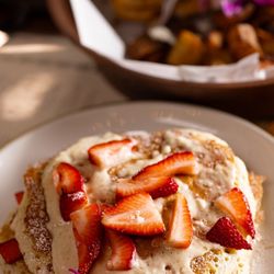 Coleta Brunch - Fresas con crema pancakes
