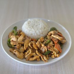 Seasons Eats - Thai Cashew
