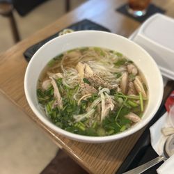 Noodle King - PG. Chicken Pho