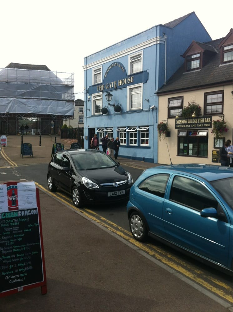THE GATEHOUSE 125 Monnow Street, Monmouth, United Kingdom Pubs