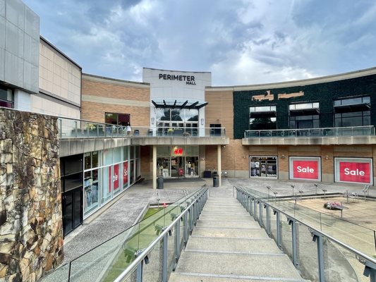 Perimeter Mall by null