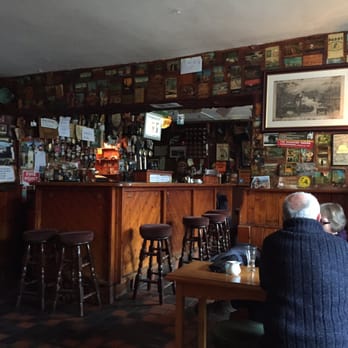 Curtin's Roadside Tavern - Quaint! - Gastropubs Near Me - Lisdoonvarna, CE