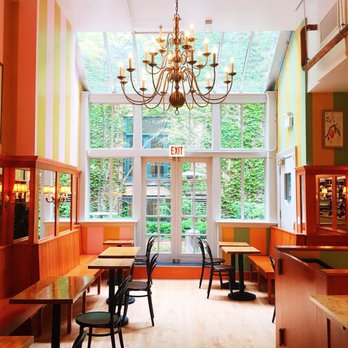 L.A. Burdick Handmade Chocolates - Interior 5.19.2018. - Desserts Near Me - Chicago, Illinois L.A. Burdick Handmade Chocolates - Interior 5.19.2018. - Desserts Near Me - Chicago, Illinois