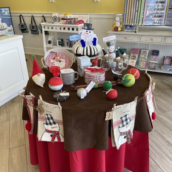 Nothing Bundt Cakes - a table covered with bundt cakes - Bakeries Near Me - Clermont, Florida Nothing Bundt Cakes - a table covered with bundt cakes - Bakeries Near Me - Clermont, Florida