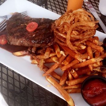 La Lanterna Restaurant & Caffe - Strip steak sooooo good - Italian Near Me - Yonkers, New York