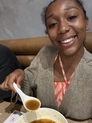 Di An Pho by null