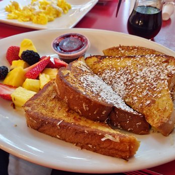 Kitsch'n On Roscoe - Coconut French Toast with Fruit - Breakfast & Brunch Near Me - Chicago, Illinois Kitsch'n On Roscoe - Coconut French Toast with Fruit - Breakfast & Brunch Near Me - Chicago, Illinois
