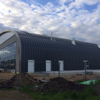 Hugo Junkers Hangar - Seitenansicht - Music Venues Near Me - Mönchengladbach, NW Hugo Junkers Hangar - Seitenansicht - Music Venues Near Me - Mönchengladbach, NW