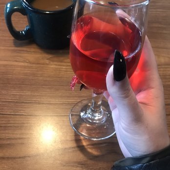 Lumberjacks - Cranberry mimosas - American Near Me - Grass Valley, California Lumberjacks - Cranberry mimosas - American Near Me - Grass Valley, California