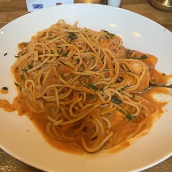 Restaurant Lavastein - Salmon spaghetti - Italian Near Me - Ratzeburg, SH Restaurant Lavastein - Salmon spaghetti - Italian Near Me - Ratzeburg, SH