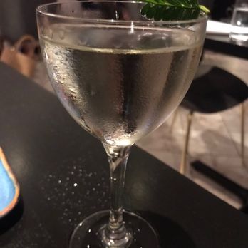 Sunday Vinyl - High moon - Wine Bars Near Me - Denver, Colorado