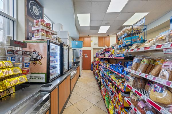 Delicias Cuban Bakery by null
