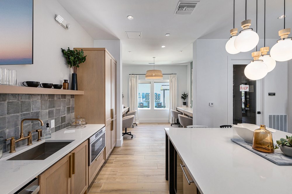 THE CAROLINE LUXURY APARTMENTS Updated September 2024 68 Photos