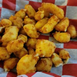 The Marsh Inn - Cheese curds