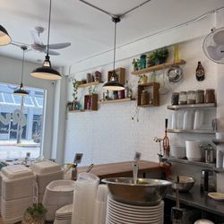 Aviv Hummus Bar