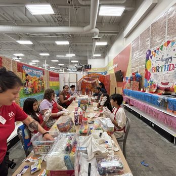 Michaels - Birthday room - Arts & Crafts Near Me - Fresno, California Michaels - Birthday room - Arts & Crafts Near Me - Fresno, California