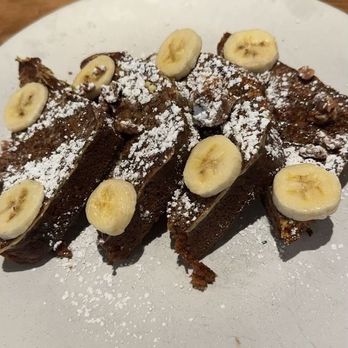 Fresko - Banana pecan cake - New American Near Me - Des Moines, Iowa