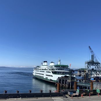 Bainbridge Island Ferry - Ferries Near Me - Seattle, Washington