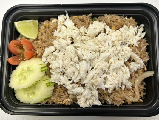 Thai Yani Kitchen. (University Fair Food Co.) by null