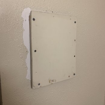 OYO Hotel Eloy AZ I-10 - Poor attempt to cover breaker box - Hotels Near Me - Phoenix, Arizona OYO Hotel Eloy AZ I-10 - Poor attempt to cover breaker box - Hotels Near Me - Phoenix, Arizona