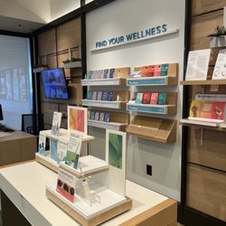 Surterra Wellness - Tampa - Display