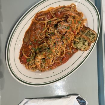 Arte - Tomato Pasta with shrimp - Cafes Near Me - Suwanee, Georgia Arte - Tomato Pasta with shrimp - Cafes Near Me - Suwanee, Georgia