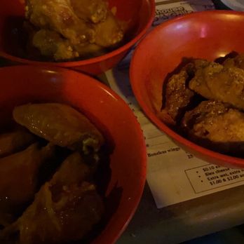 Roadhouse Wings & Grille - red bowls of food - Chicken Wings Near Me - Hilliard, Ohio Roadhouse Wings & Grille - red bowls of food - Chicken Wings Near Me - Hilliard, Ohio