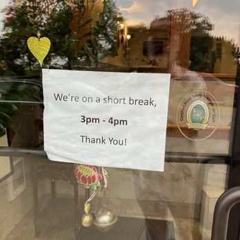 Siam Thai - Closed (3:00 pm - 4:00 pm) sign on their door at 7:50 pm. - Thai Near Me - West Milwaukee, Wisconsin
