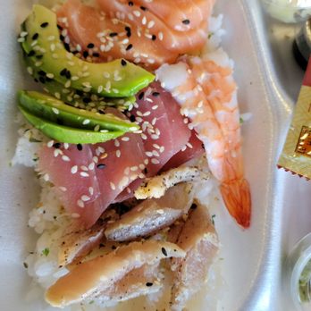 IPPA Sushi Ramen - This is 22 bucks. 3 pieced of salmon, 1 shrimp, 2 broken pieces of albacore over rice. - Sushi Bars Near Me - Bell, California